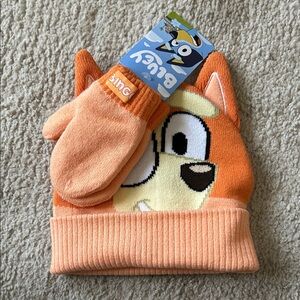 Bluey Bingo Beanie and Mittens Set